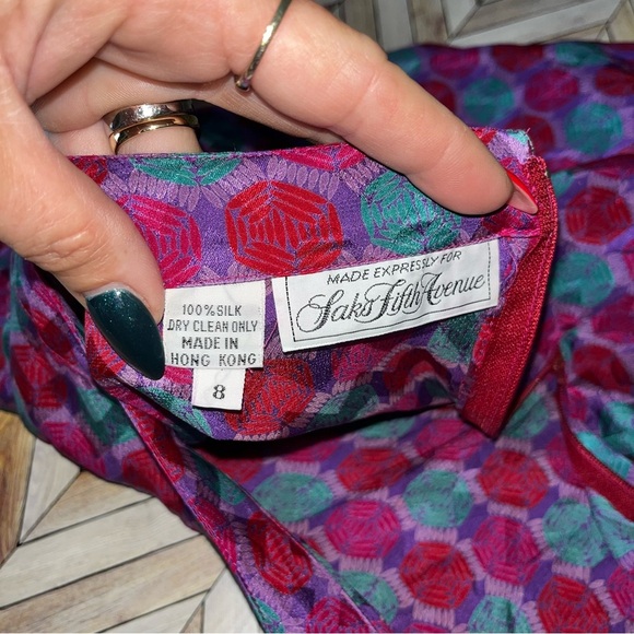 Vintage Saks Fifth Avenue Silk Blouse Classy Chic 80's Luxury Colorful Artsy - Picture 2 of 9